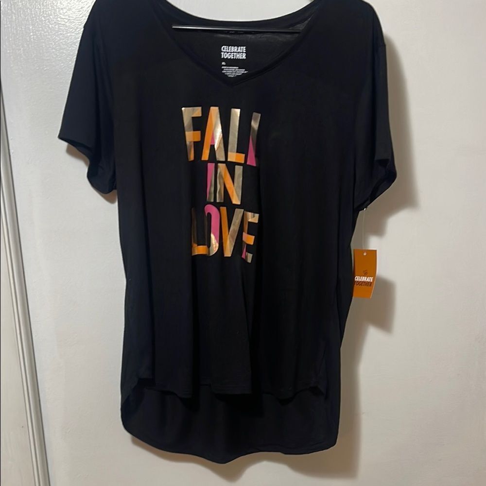 Kohl's Black Graphic Short Sleeve Tee fall in love  XL NWT
